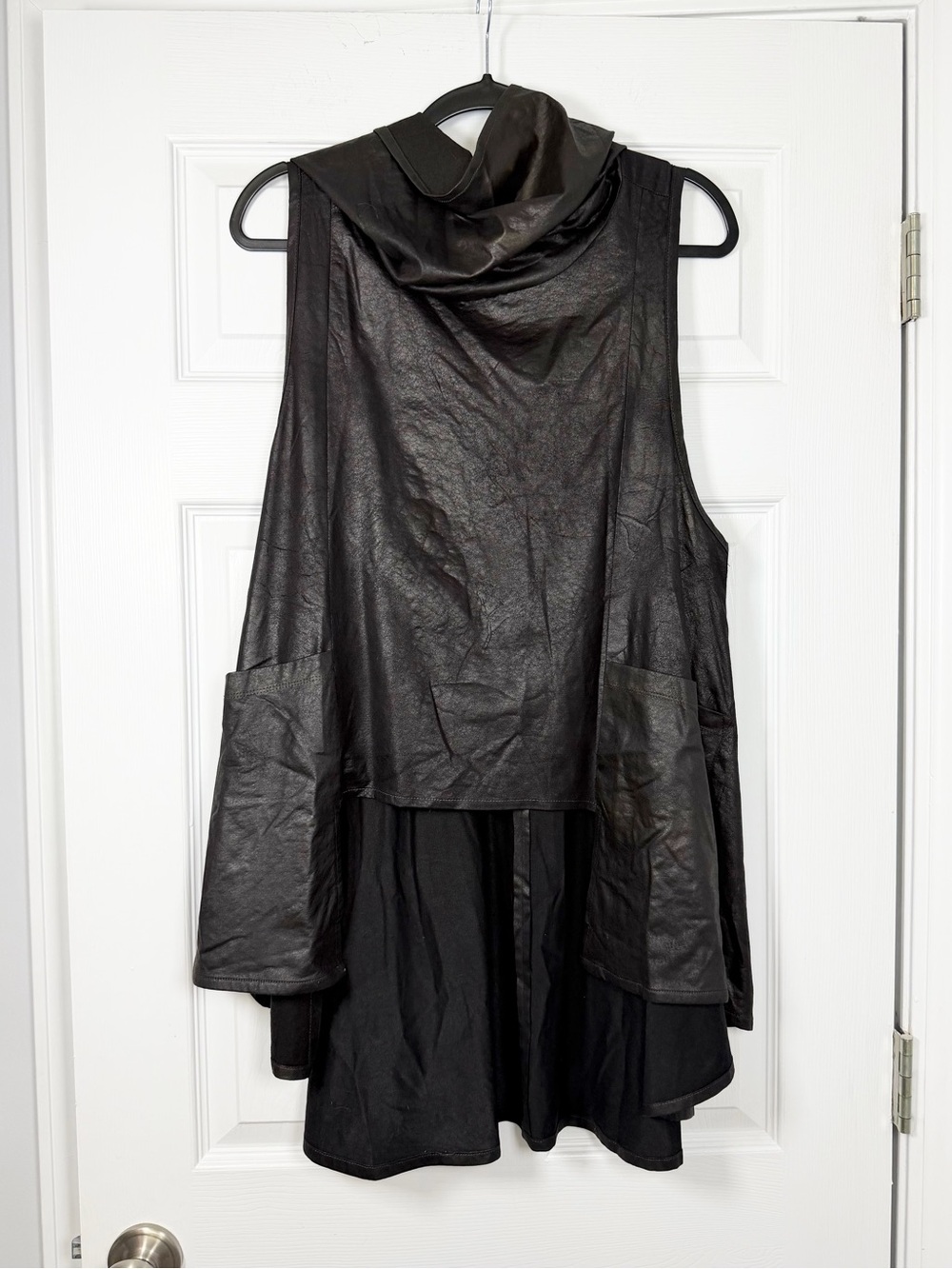 Alembika Size M • Black Faux Suede Cowl Neck Sleeveless Top Blouse Tunic.
